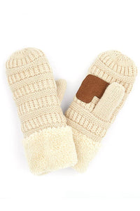 C.C Kids solid Knitted mitten: Beige
