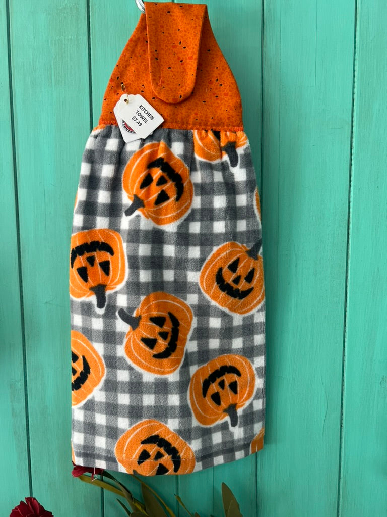 #KT171 Halloween Scattered Pumpkins - gray ck