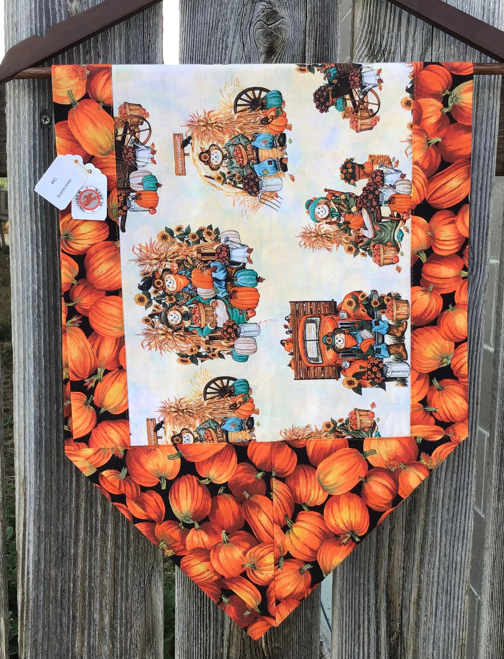 #41 Scarecrows Table Runner