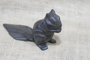 CAST IRON SQUIRREL DOOR STOP / KEY HIDE