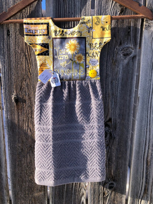 #DT15 Bee Happy Sunshine Dress Towel