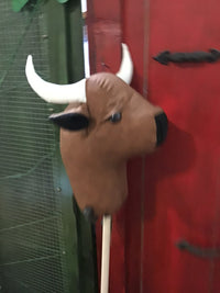 "Gus" stick bull