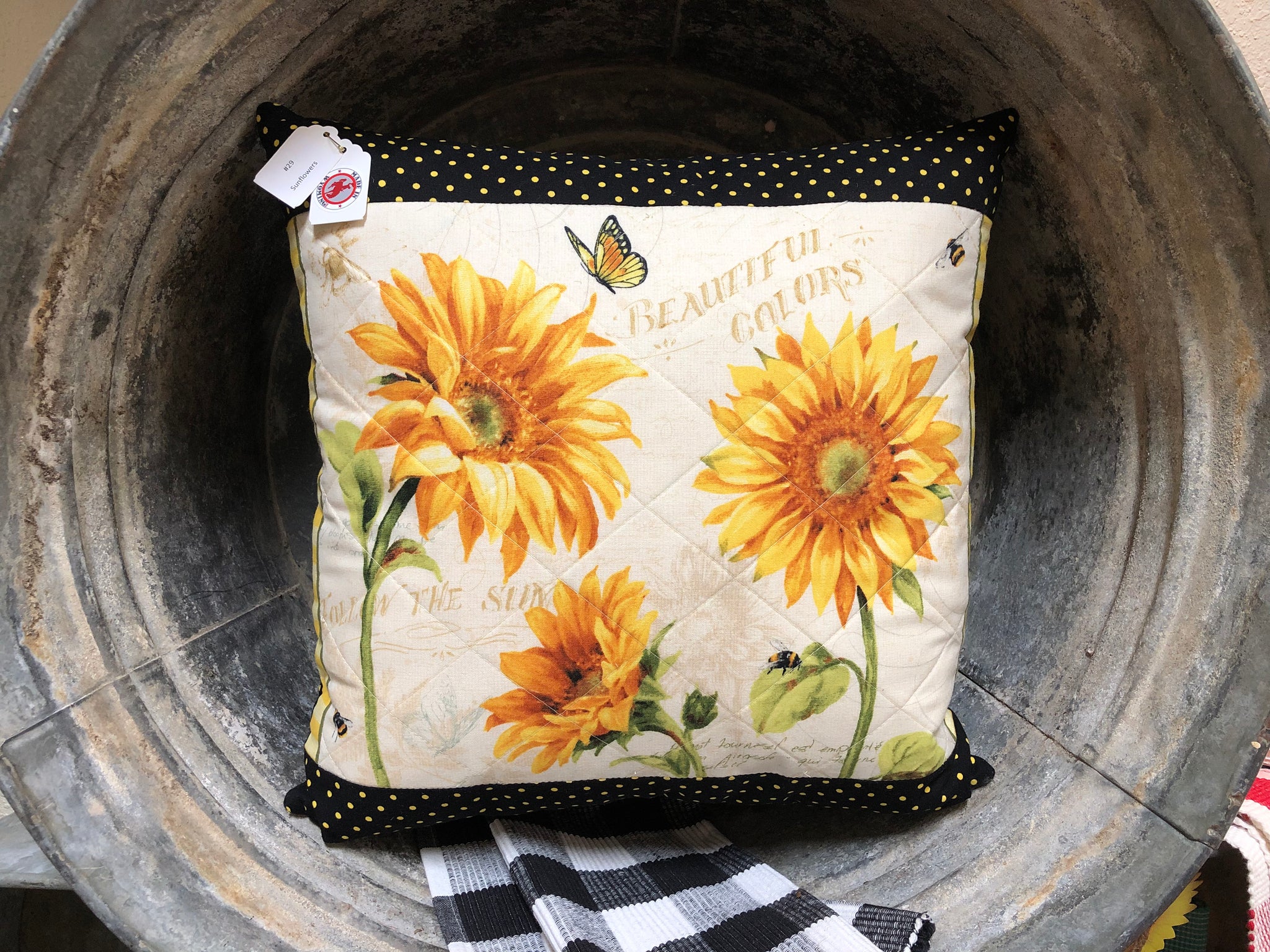 CHRIS' CREATIONS Sunflower Pillows