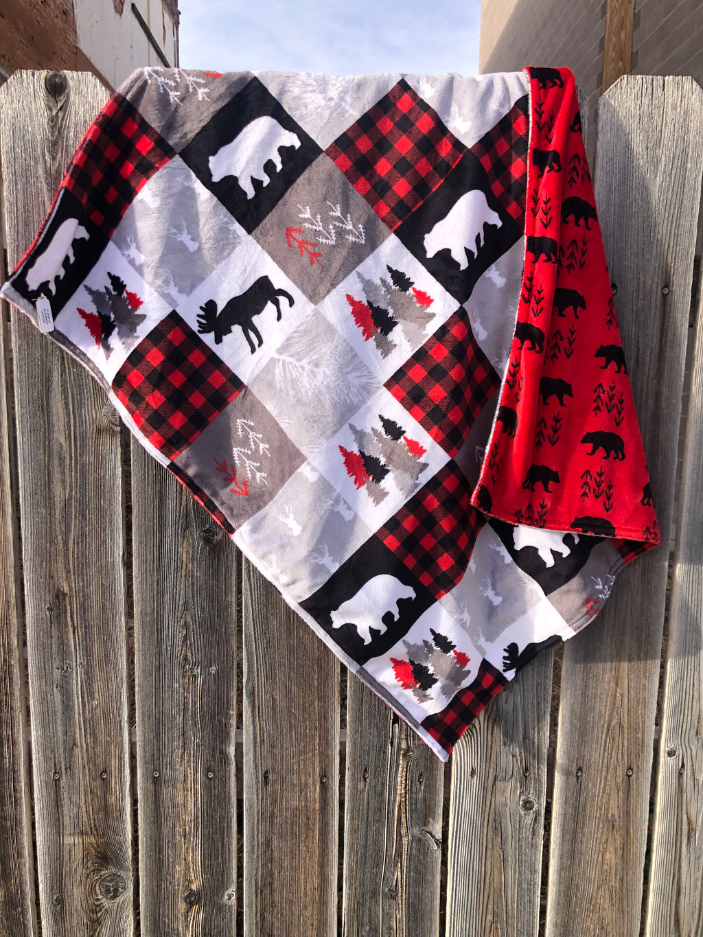 Baby Cuddle Blanket #61 Wildlife Red/Black