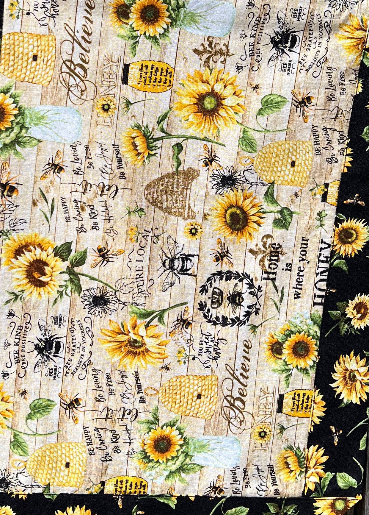 CHRIS' CREATIONS Bees & Sunflowers Collection