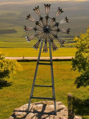 TWISTED IRON: Medium Nail Windmill