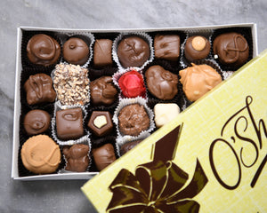 1LB Deluxe Assortment Chocolate Gift Box