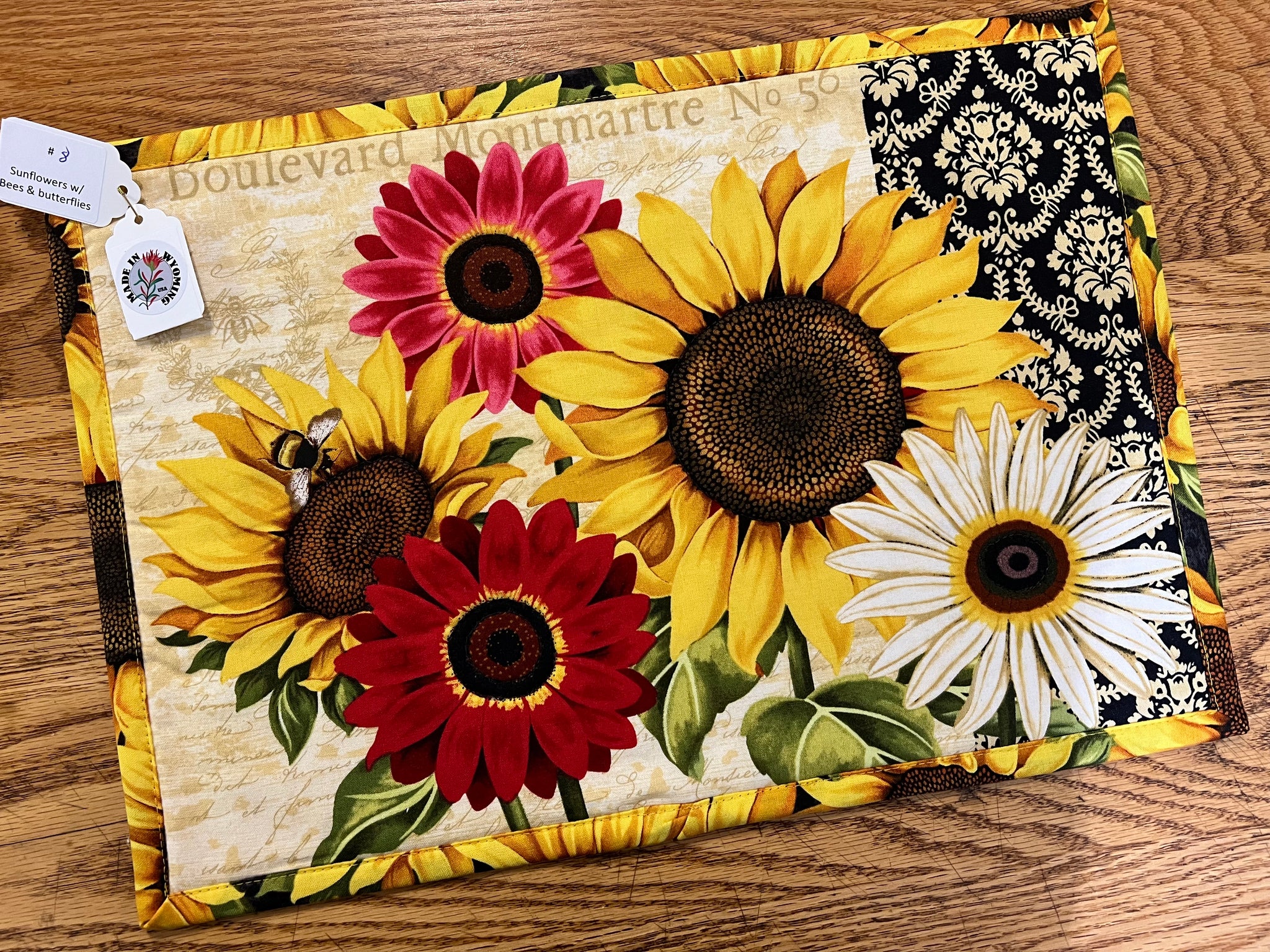 CHRIS' CREATIONS Sunflowers with Bees & Butterflies Placemats