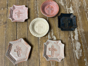 Wyoming Pottery Cross Bitty Dishes