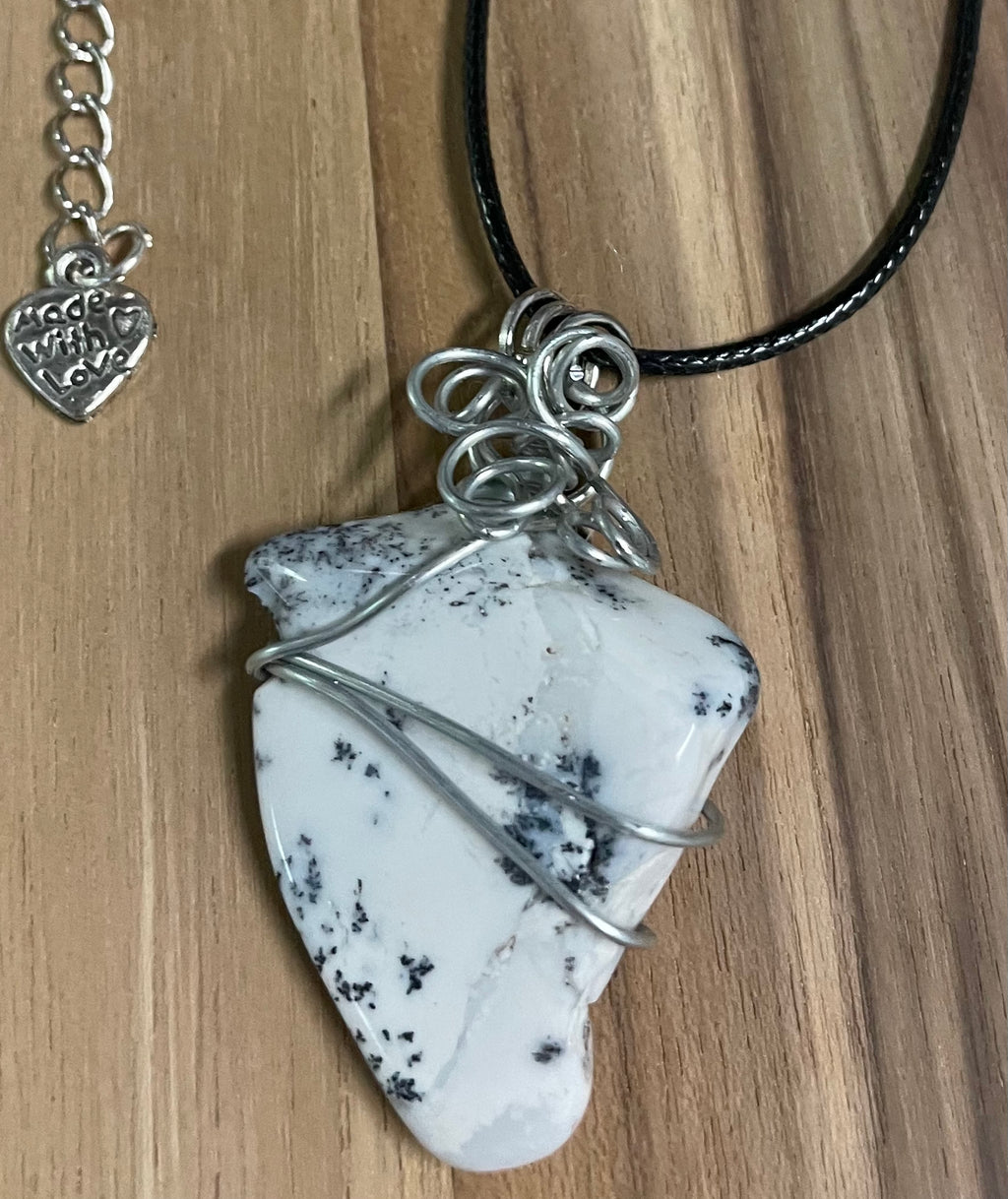 Sticks to Stones: Medicine Bow Agate Necklace