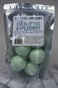 FIZZ BIZZ Eucalyptus and Spearmint Bath Bombs
