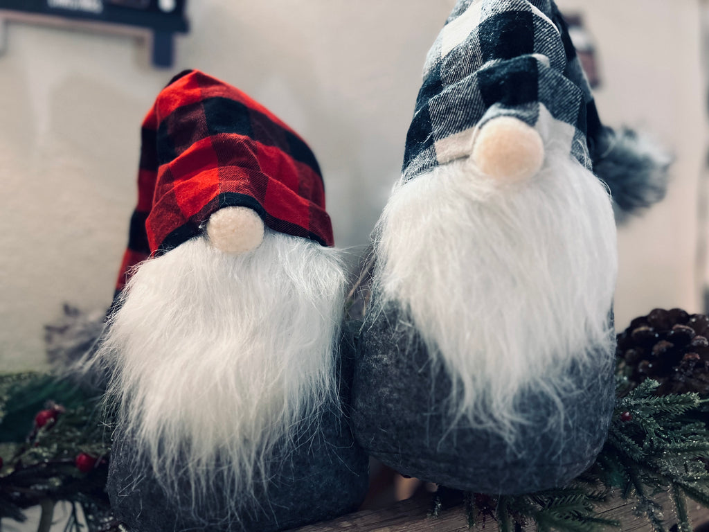 CHRIS' CREATIONS Gnomes (12" from base to fold in hat)