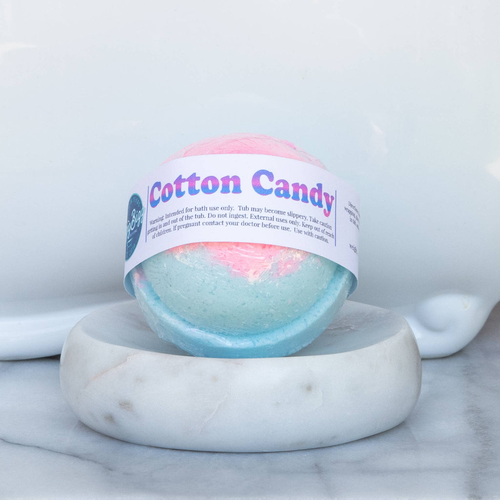 FIZZ BIZZ: Cotton Candy Bath Bomb
