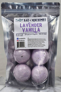 FIZZ BIZZ: Lavender Vanilla Bath Bombs